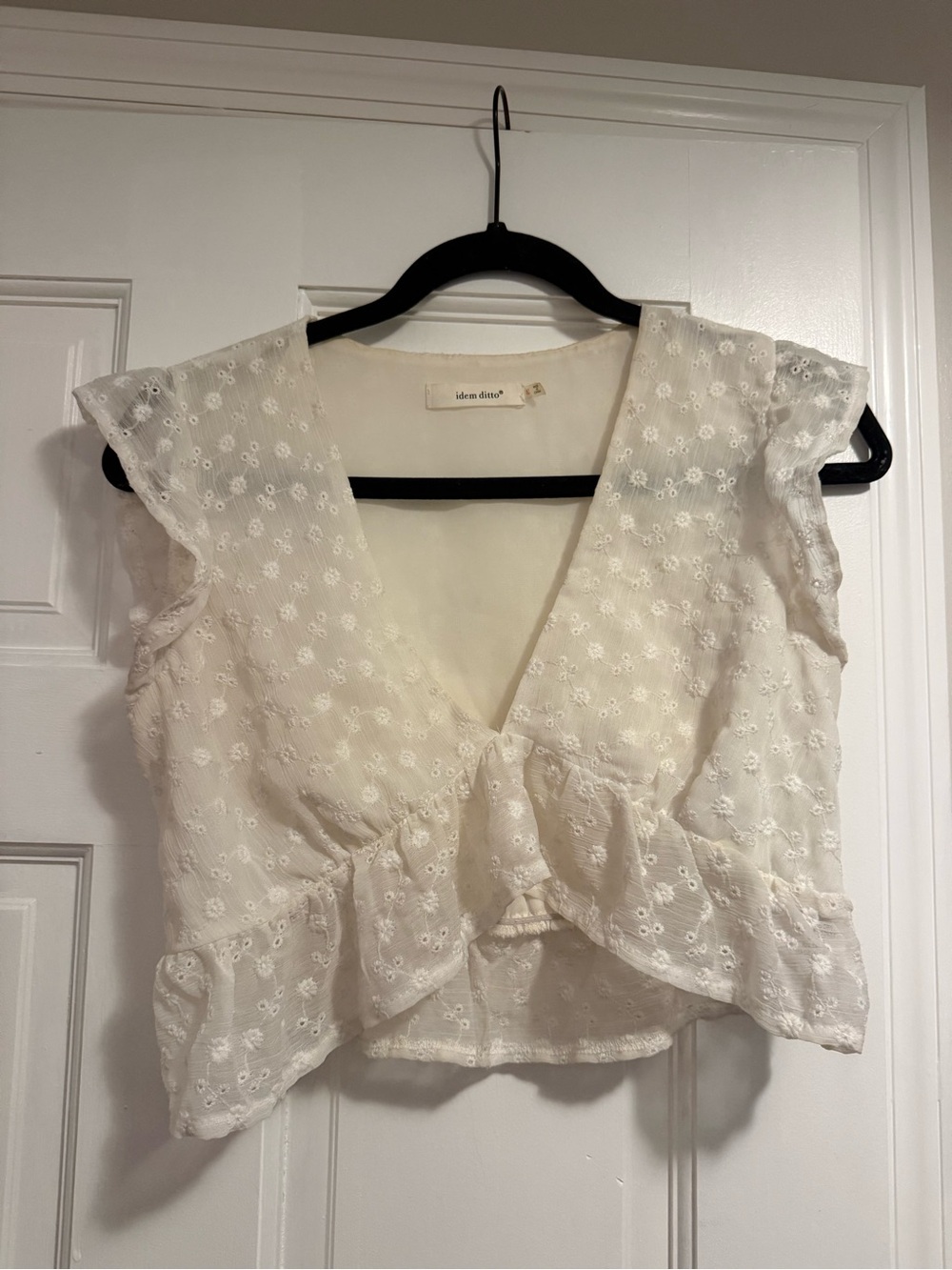 Idem Ditto White Eyelet Ruffle Tank